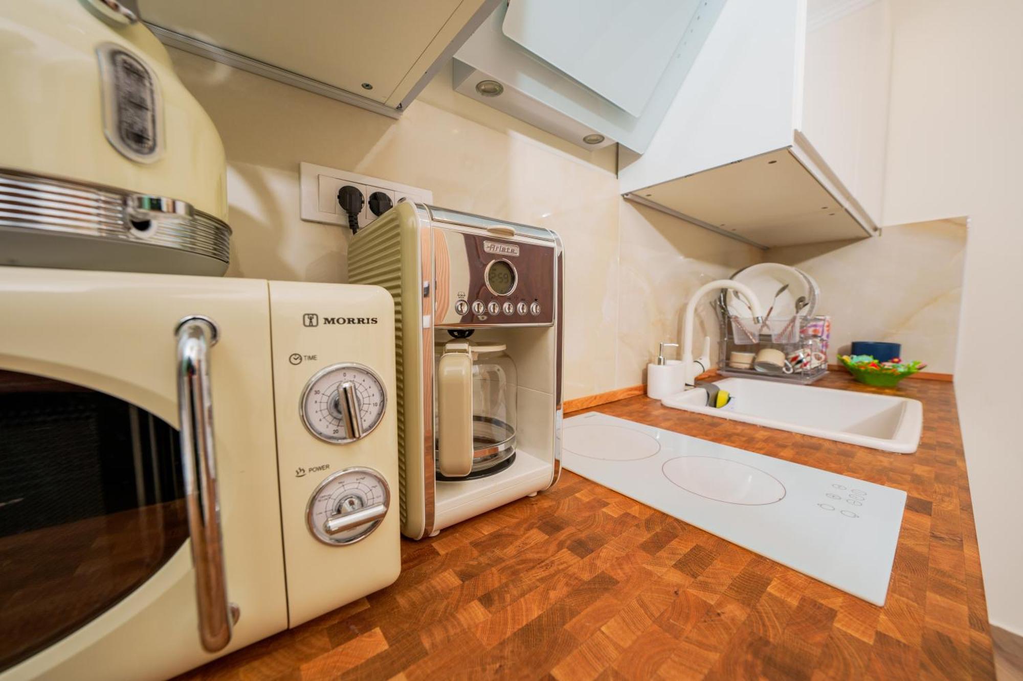 Lux Movie Stars Apartments Perea Peraía المظهر الخارجي الصورة