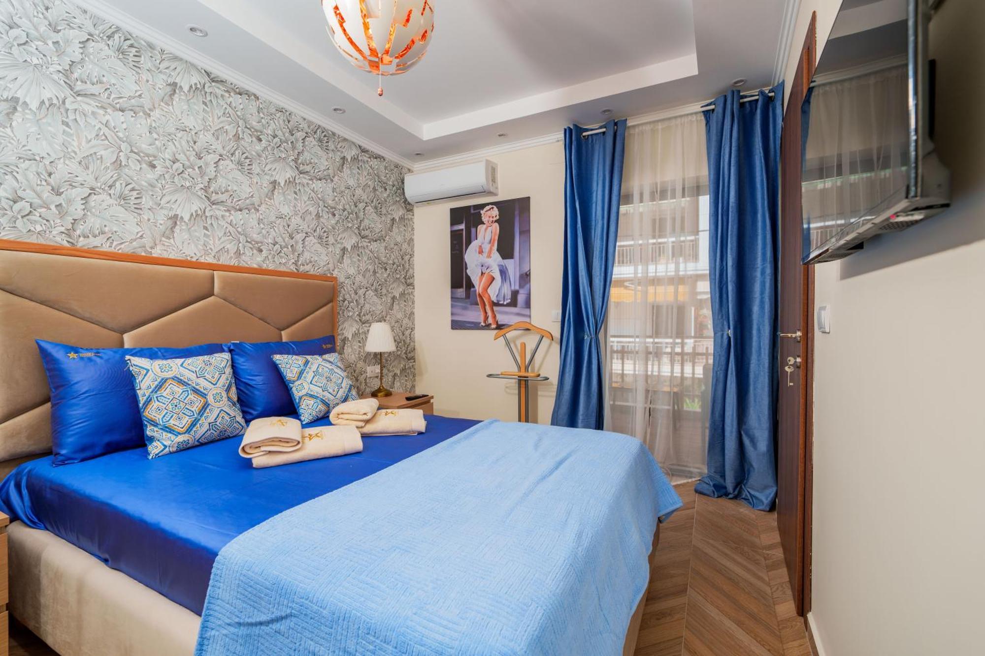 Lux Movie Stars Apartments Perea Peraía المظهر الخارجي الصورة
