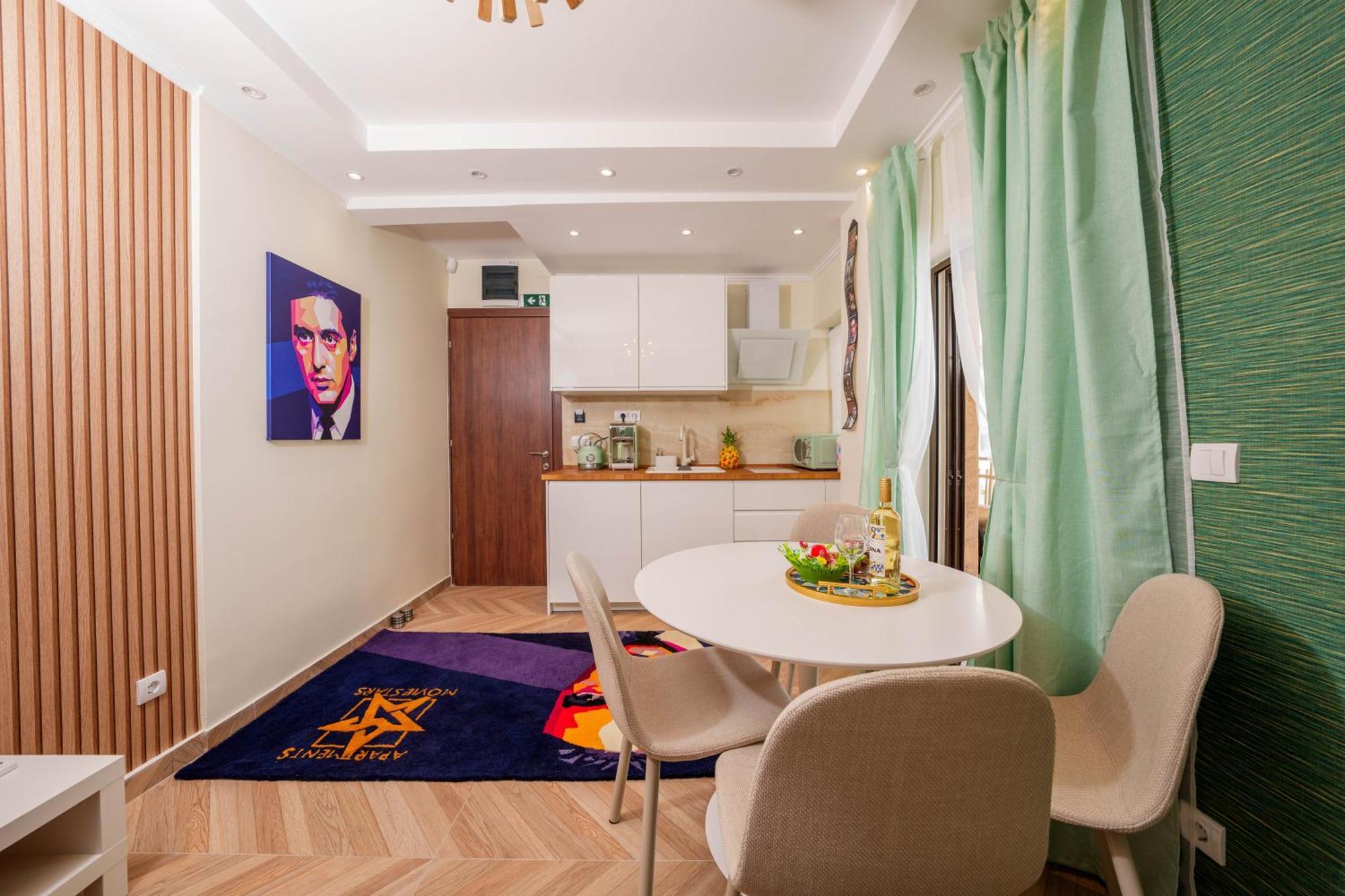 Lux Movie Stars Apartments Perea Peraía المظهر الخارجي الصورة
