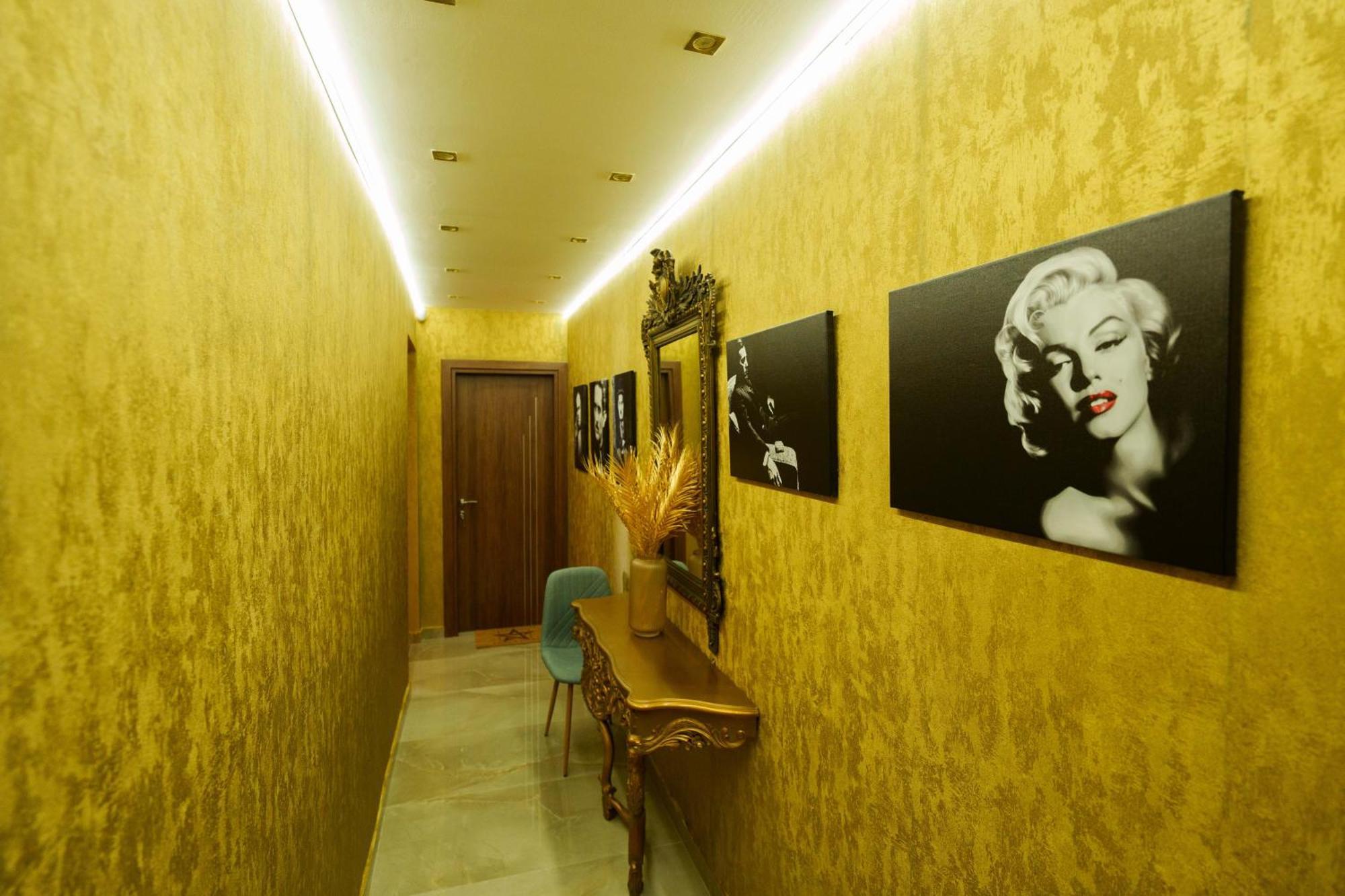 Lux Movie Stars Apartments Perea Peraía المظهر الخارجي الصورة