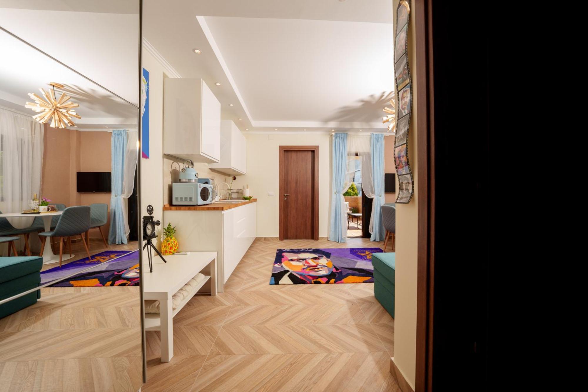 Lux Movie Stars Apartments Perea Peraía المظهر الخارجي الصورة